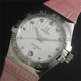 絶好な腕時計オメガ コンステレーション35mmホワイト
