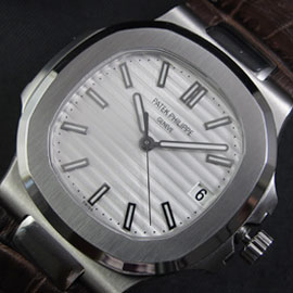 ご信頼時計屋 PATEK PHILIPPE ノーチラス Asain ETA 2824-2 AUTOMATIC スーパールミナンス シルバー カレンダー