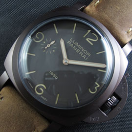 実用性が高いPANERAI LUMINOR マリーナ1950 Asain 28800振動 ハイエンドモデル 手巻き 夜光 ブラック