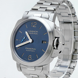 パネライオフィチーネ ルミノール マリーナ PAM01028 42mm 在庫無し