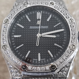 防水腕時計AUDEMARS PIGUETコピー時計 ロイヤルオーク AUTOMATIC 15500ST.OO.1220ST.03 Cal.4302 カレンダー 夜光