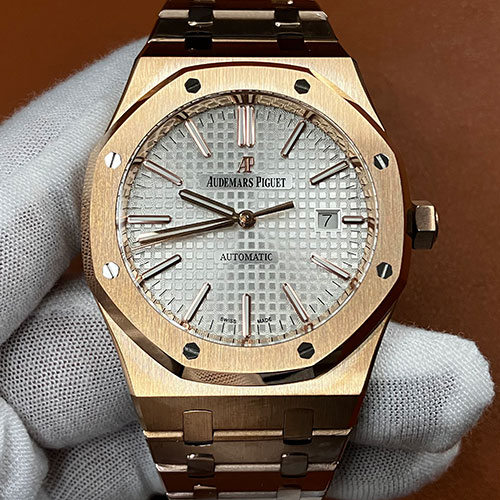[ IP工場製]最高級スーパーコピー時計 オーデマ・ピゲ ロイヤルオーク 41ｍｍ 15400OR.OO.1220OR.02 シルバー