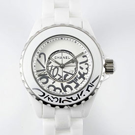 市場で最強のシャネルコピー時計 J12 グラフィティ H5239 ホワイト 33mm 世界限定1200本  EAST