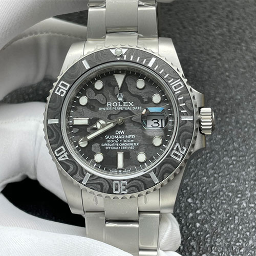 DIWのカスタム時計 ロレックススーパーコピー時計 SUBMARINER EOC 40mm 3135 ムーブメント搭載!