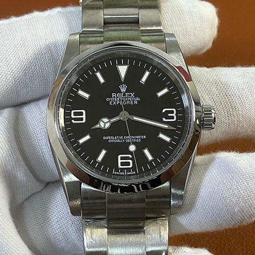 おすすめ腕時計ROLEXエクスブローラーⅠ 最新版 Ref.114270(黒文字盤)