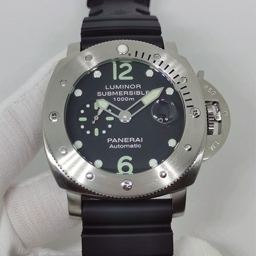 【PANERAI】スーパーコピー時計 PAM00243 ルミノール サブマーシブル デイト  自動巻き
