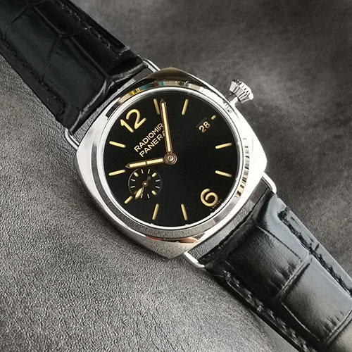 パネライコピー時計 PAM01294 ラジオミール クアランタ スモールセコンド 自動巻き TTF製