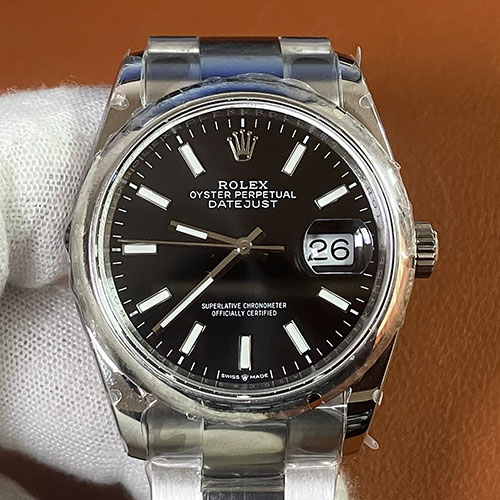 信頼できる店選択するROLEXデイトジャストM126200-0004(ブラック文字盤)