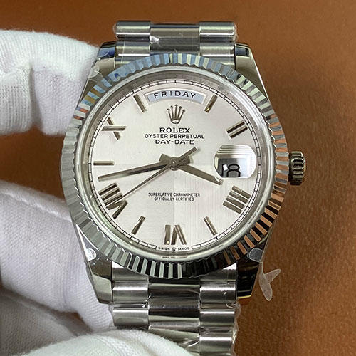 GM最安値挑戦 ロレックスコピー 228239-83419 デイデイト 40mm シルバーローマ クワドラントモチーフ