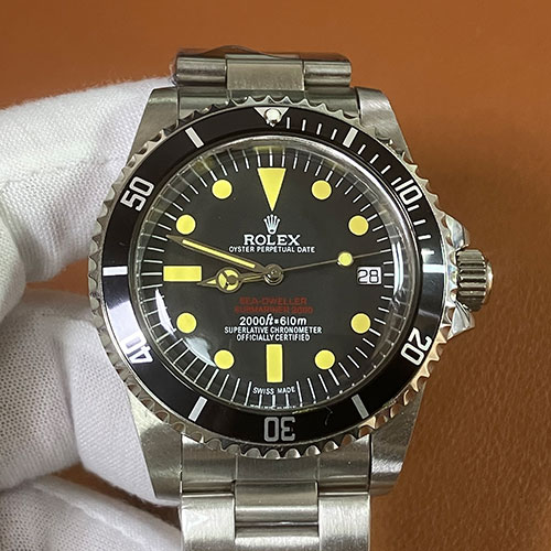 ロレックス 赤シードゥエラー 1665 Swiss ETA社 2836