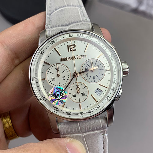 APS工場 オーデマピゲコピー CODE 11.59 バイ オーデマピゲ クロノ 26393CR.OO.A009CR.01 シルバー