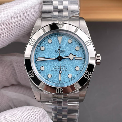 チューダーコピー ブラックベイ 54 ラグーンブルー M79000-0001(ZF製造メーカー)