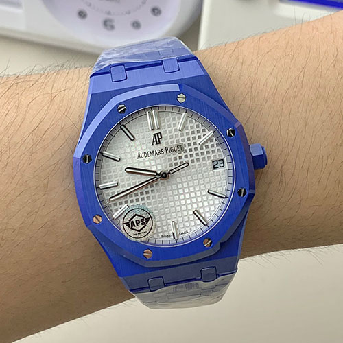 【APS製、 改装オーデマ ピゲコピー】  ロイヤルオークコピー 15500 シルバー 41mm ブルーセラミック 安心注文