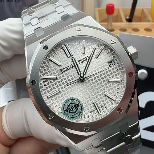 APS製 オーデマピゲスーパーコピー ロイヤルオーク オートマティック 15510ST.OO.1320ST.08 メンズ 腕時計 シルバー