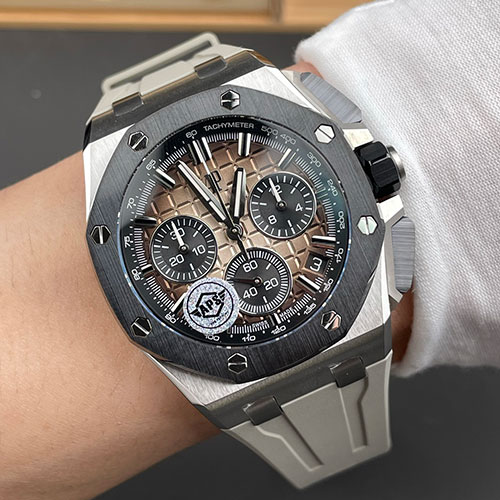 APS製 話題商品 オーデマ・ピゲコピー ロイヤルオークオフショア 26420SO.OO.A600CA.01 ブラウン 新品仕上げ済