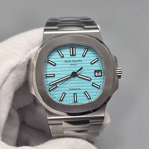 【PPF製】パテック フィリップコピー 5711/1A-018 ノーチラス ティファニーブルー “Tiffany & Co.” 高級腕時計