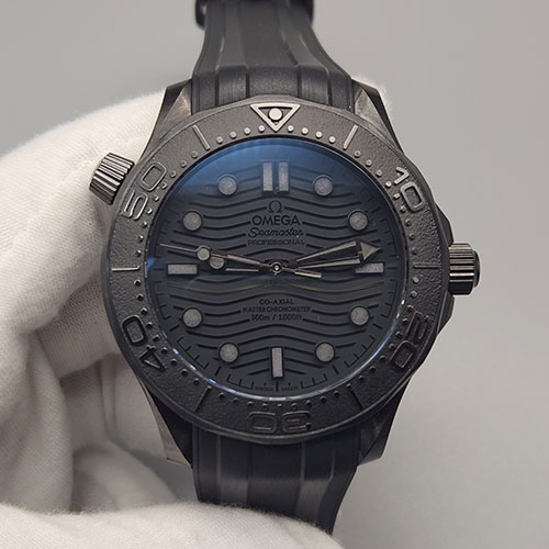 [VS製]OMEGAコピー シーマスター ダイバー300M ブラックセラミック 210.92.44.20.01.003 ハイグレード