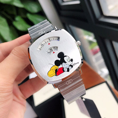 【GU製】グッチ ディズニーXグッチ グリップウォッチ YA157419 ホワイト レプリカ時計