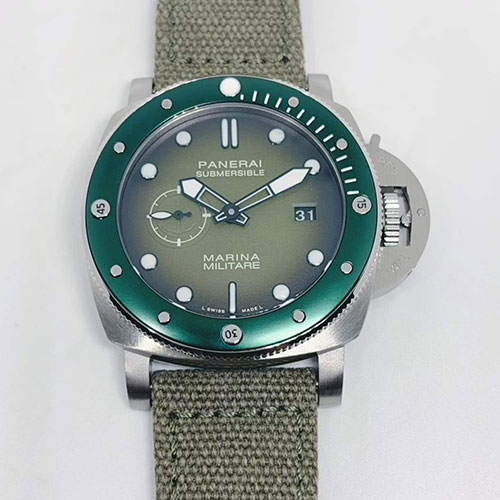 QM製 パネライスーパーコピー時計 サブマーシブル マリーナ ミリターレ PAM01697 質感良好