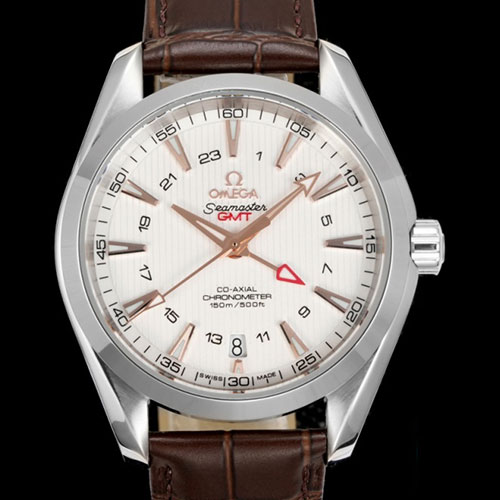 【オメガスーパーコピー時計】OVS製 231.13.43.22.02.004 シーマスター アクアテラ 150M コーアクシャル GMT 43mm 質感良好