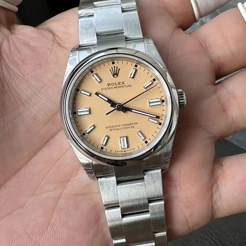 VS工場 ロレックスコピー M126000-0012 オイスターパーペチュアル ケース径36mm ベージュ 贈り物に最適