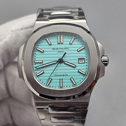 (AA工場 Tiffany & Co.) パテックフィリップコピー時計 ノーチラス グリーン 5711/1A-018 ライトブルー